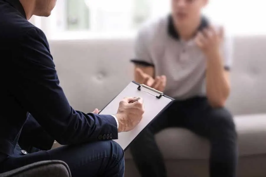 8 روش تشخیص یک تراپیست خوب