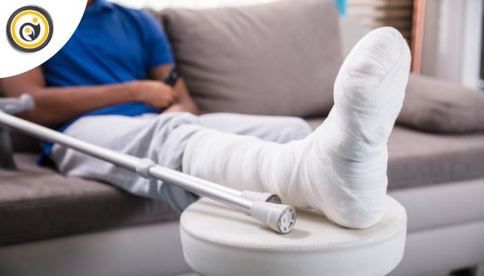 چرا بعضی افراد به راحتی دچار شکستگی استخوان می‌شوند؟