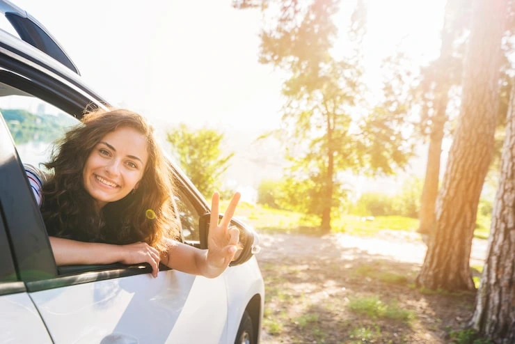 چگونه به یک زن قوی و مستقل تبدیل شویم؟ راهکارهای عملی